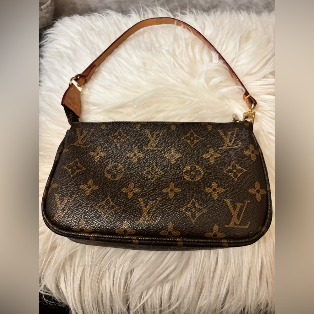 Wild Time Fashion Brown Monogram Shoulder Bag